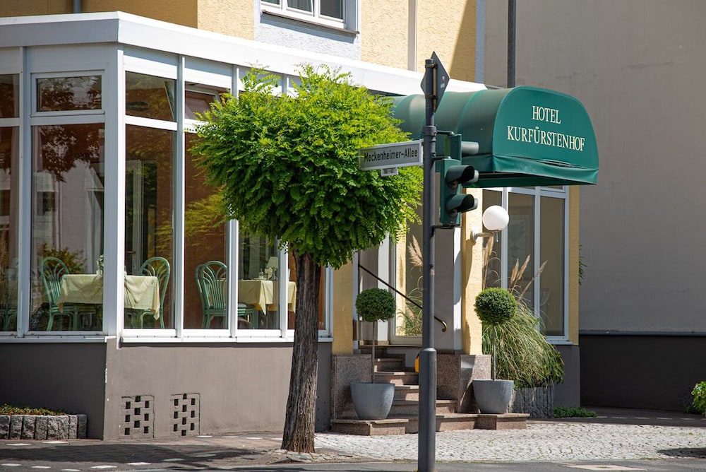Kurfurstenhof 5/27