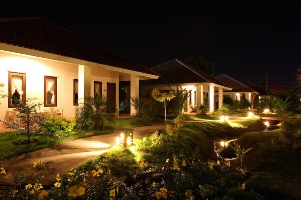 Baanchuengkao Resort Ranong 27/29