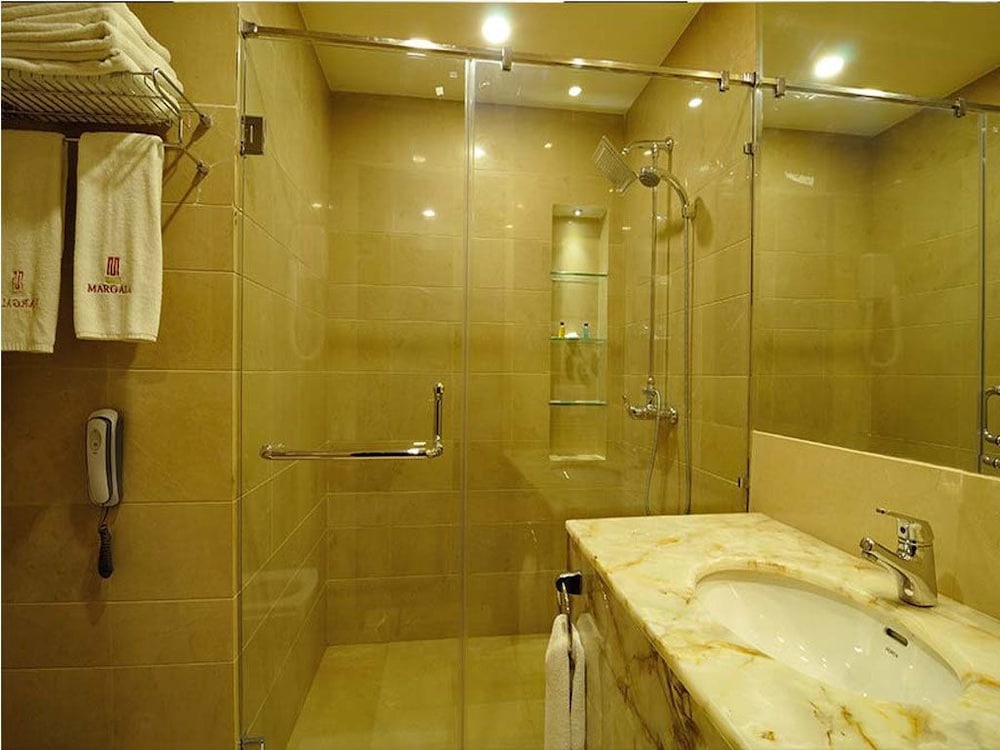 Hotel Margala Islamabad 50/50