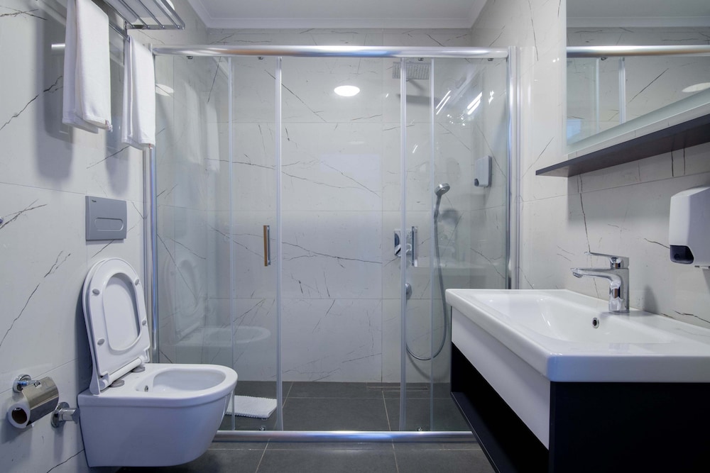 Fevzi Hoca Butik Hotel 44/47