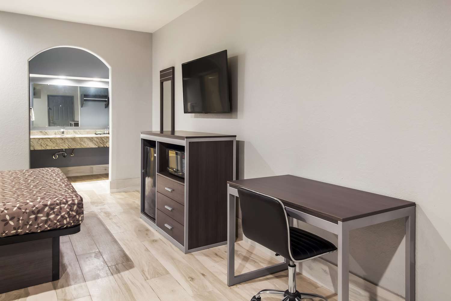 Americas Best Value Platinum Inn Suites 22/24