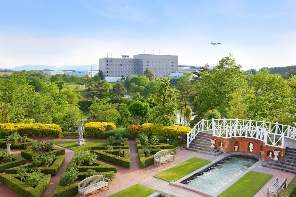 Hiroshima Airport 58/60