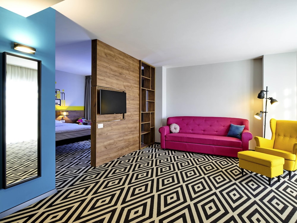 IBIS STYLES ARAD 27/49
