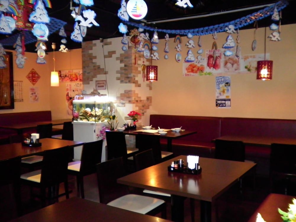 restaurant cafeteria
