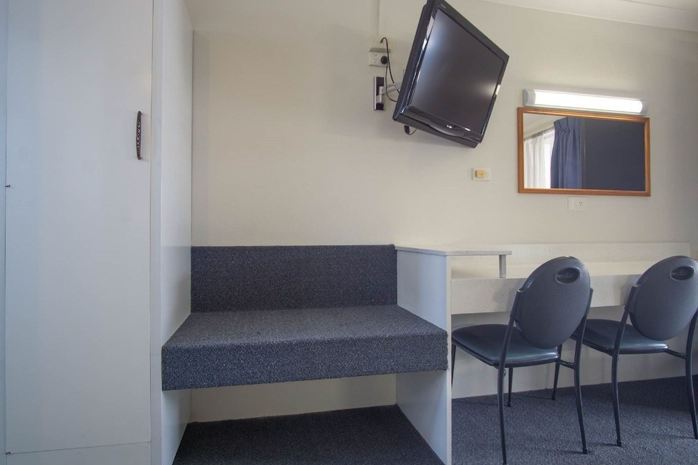 Acacia Motor Inn Bundaberg 27/32