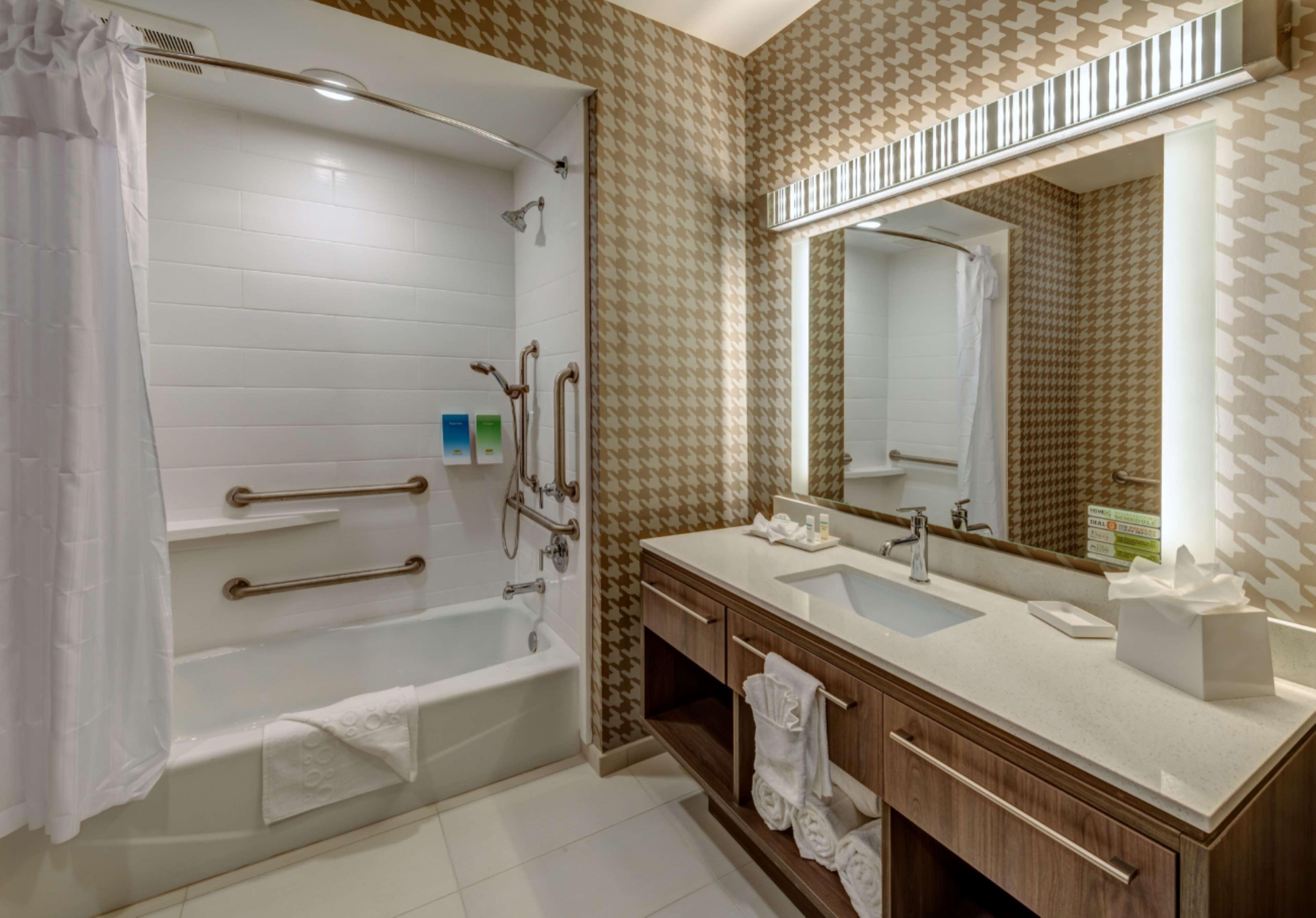 STUDIO, SUITE, 2 QUEEN BEDS, ACCESSIBLE