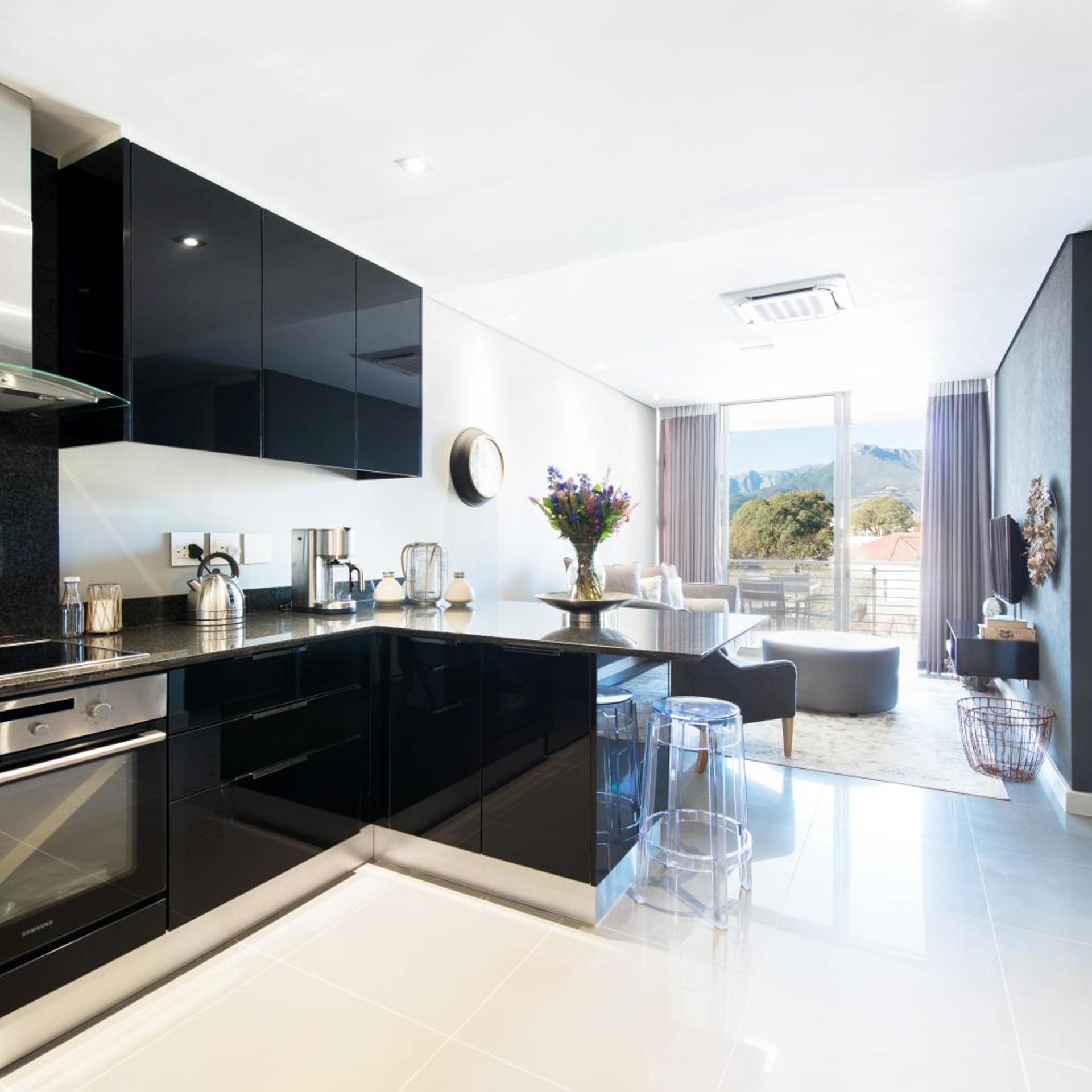 Lux Andringa Walk Apartments 1/22