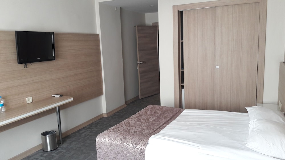 Baykara Hotel 7/50