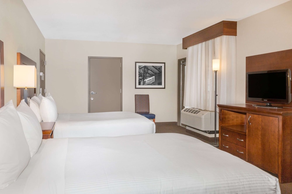 ROOM, 2 DOUBLE BEDS, ACCESSIBLE