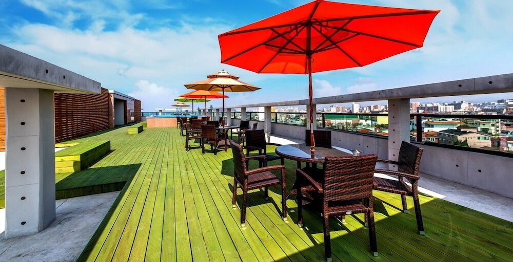 Jeju Galaxy Hotel 54/56