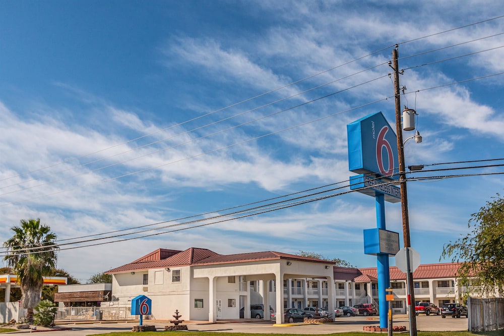 Motel6 San Marcos, TX - North 6/45