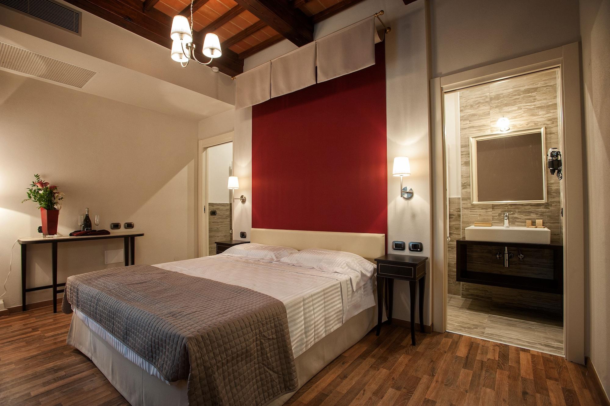 Junior Suite, Executive