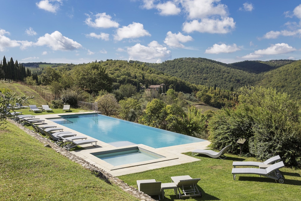 Borgo Di Pietrafitta Relais 62/74