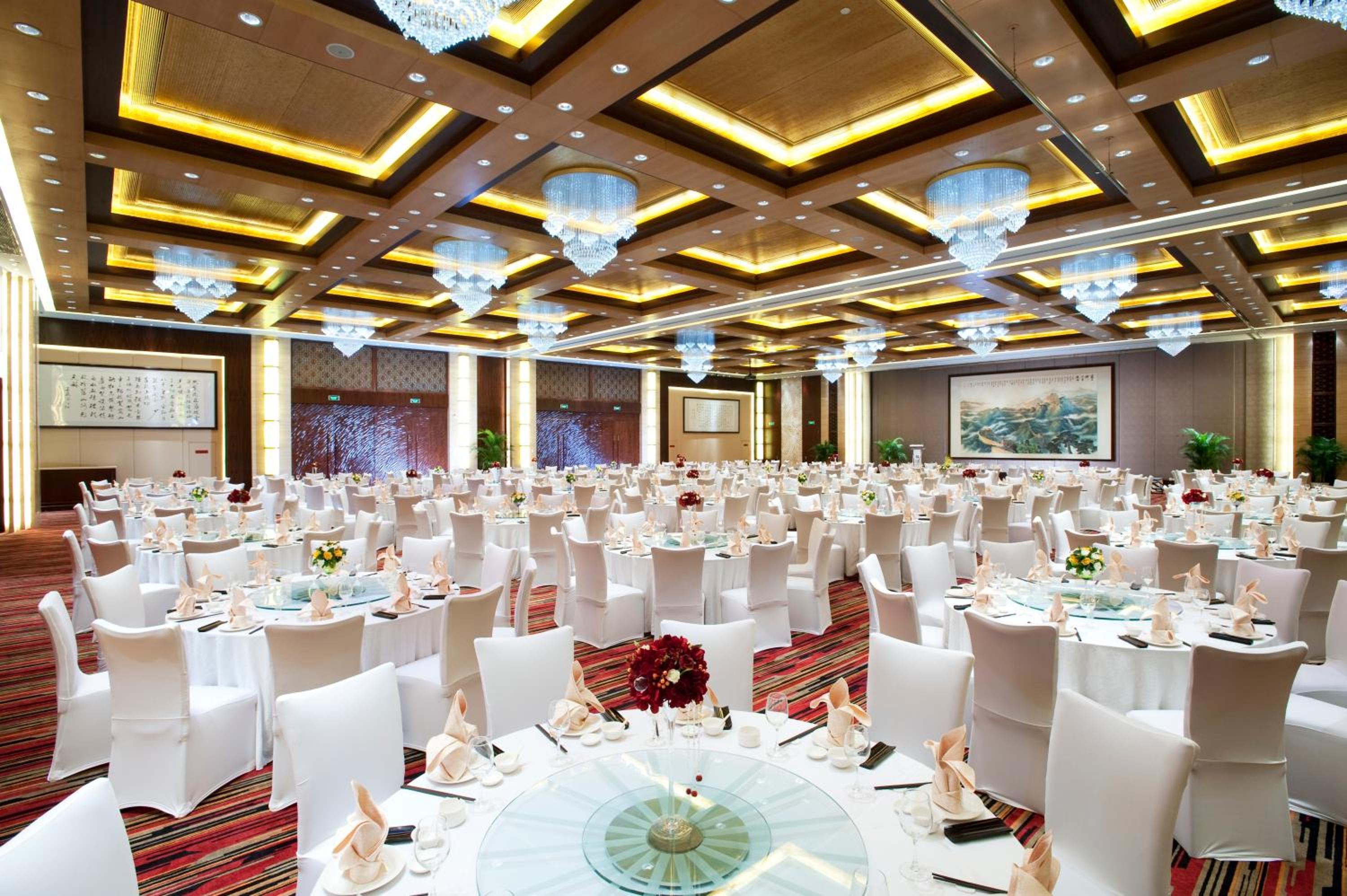 Holiday Inn Qingdao Parkview 41/49