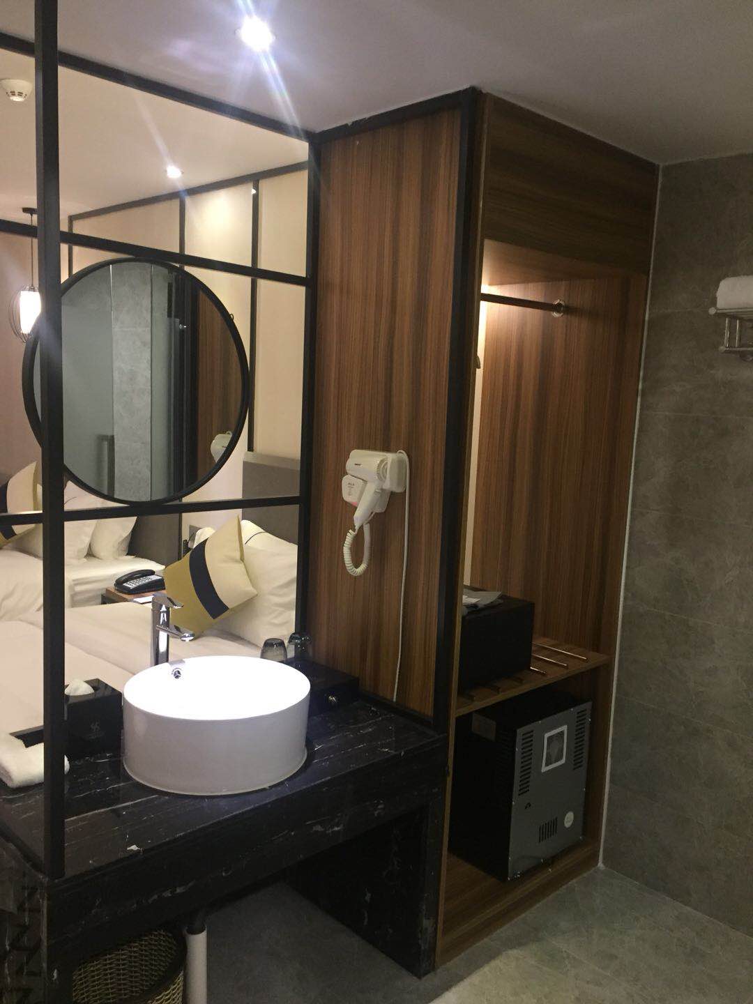 Homies Hotel 23/23