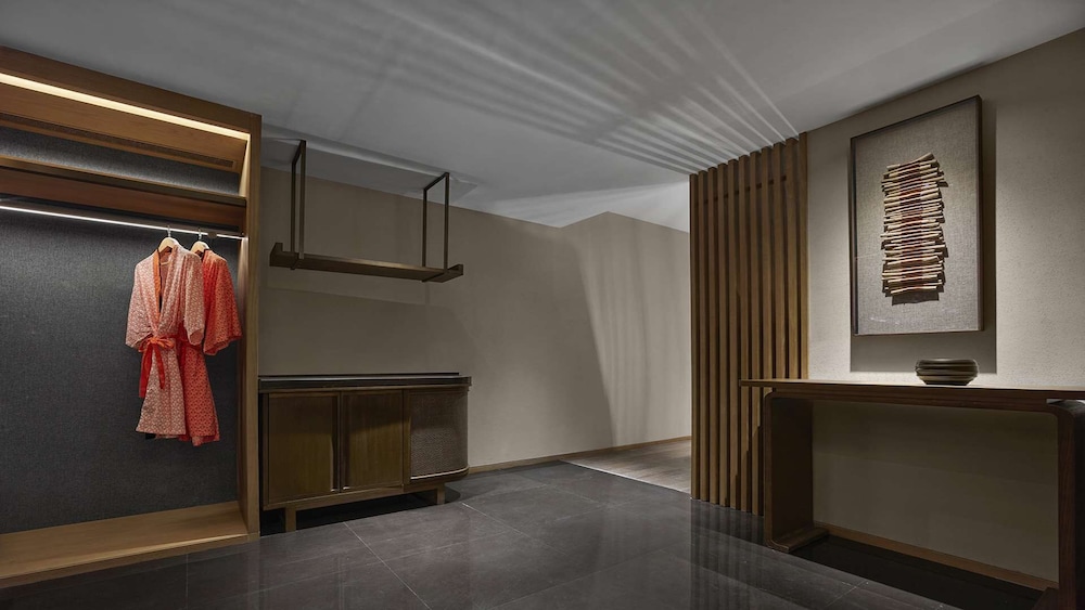 Angsana Zhuhai Hengqin 22/50
