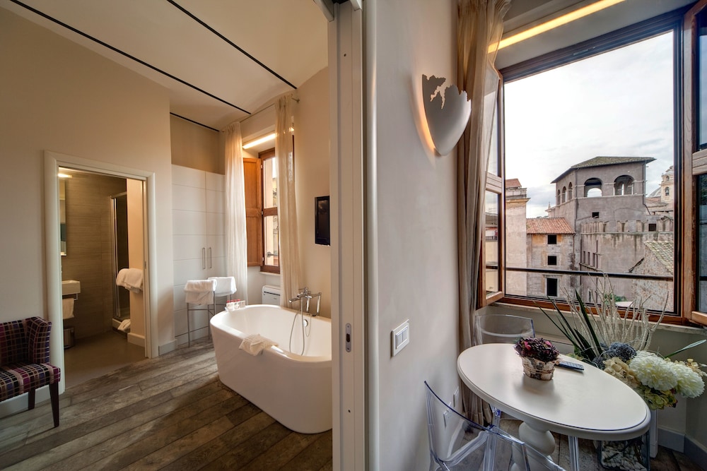 Navona Palace Collection 9/15