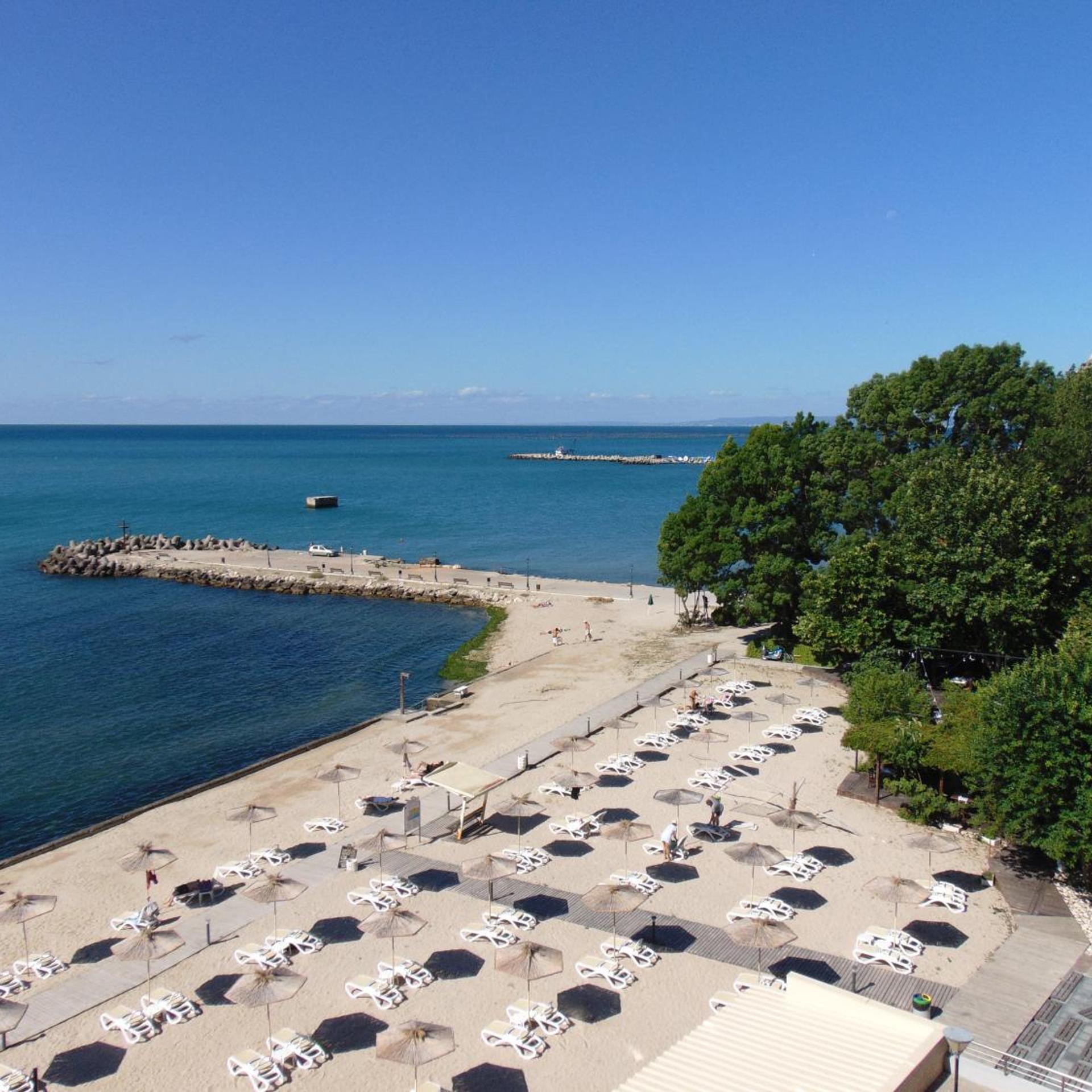 Royal Grand Hotel & Spa 53/58