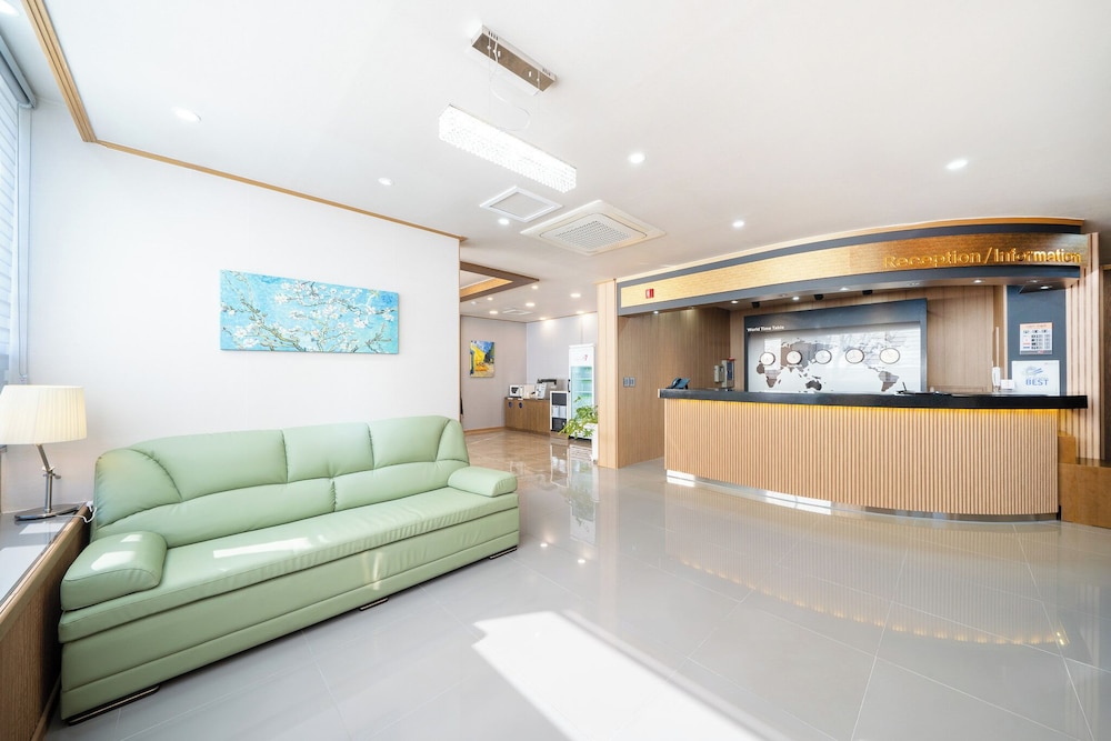 Pearl Business Hotel 6/50