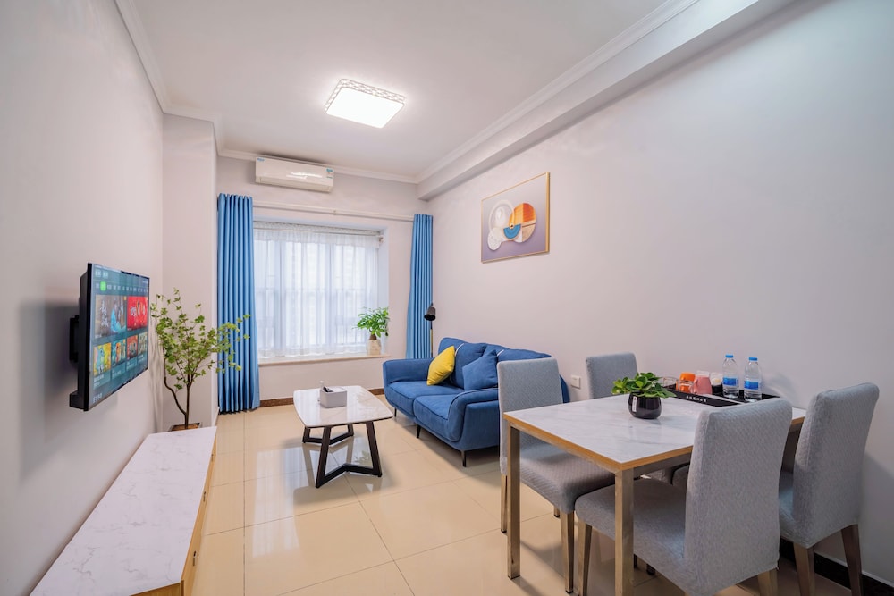 Angda Pazhou Apartment 52/60