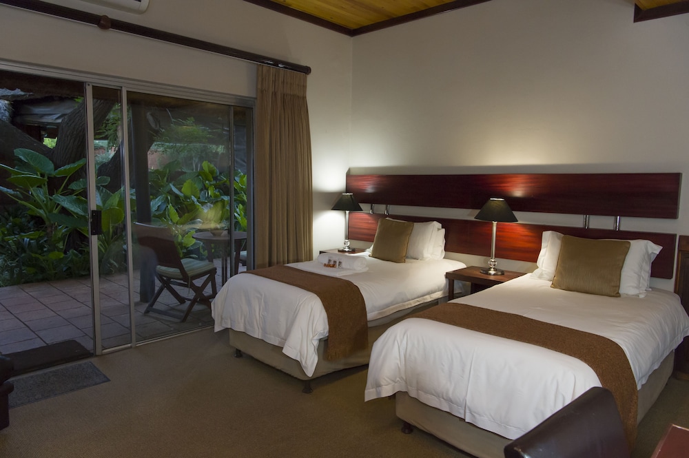 1 Bedroom, Garden, Standard, King and Twin Beds, Accessible