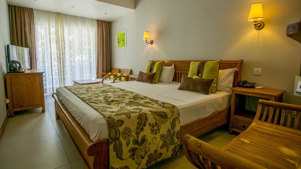 Le Peninsula Bay Beach Resort & Spa 15/50
