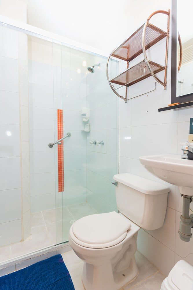 Hotel Guatatur 50/50