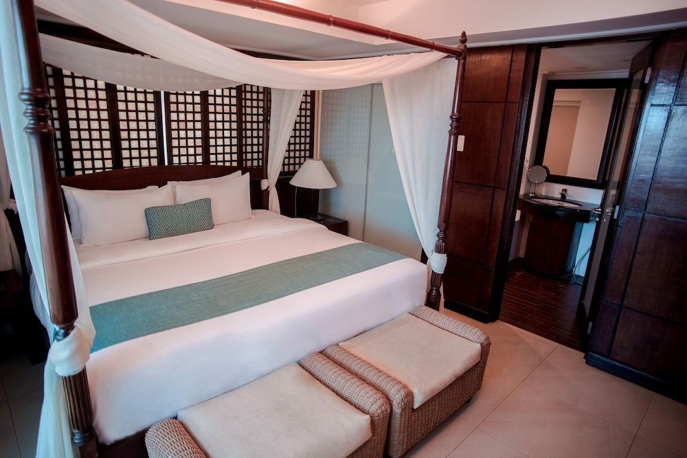 Ambassador Suite