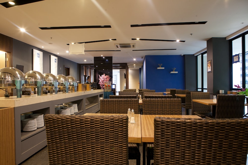 Indies Hotel Bandung 44/55