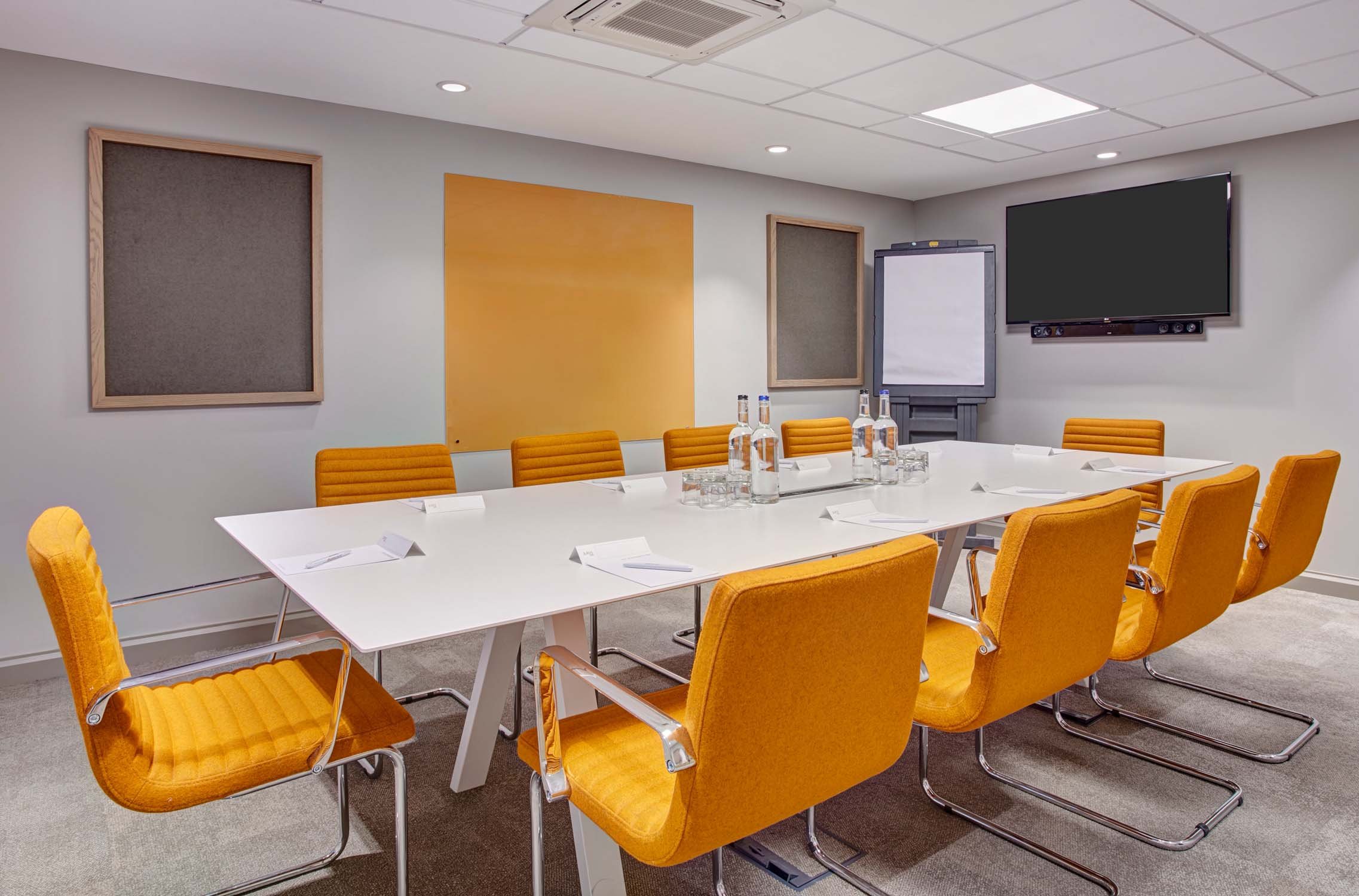 Leonardo Hotel and Conference Venue Hinckley Island 44/60