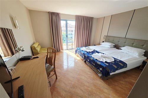 ROOM, SINGLE, DOUBLE BED
