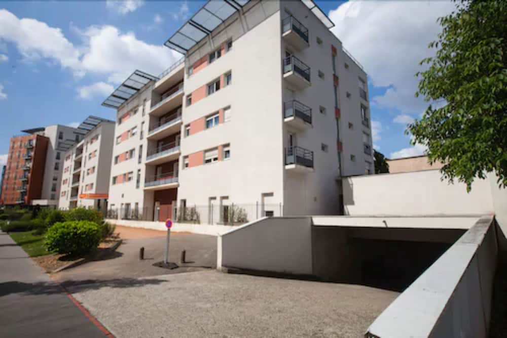 Privilodges Apparthotel Lyon Lumiere 4/26