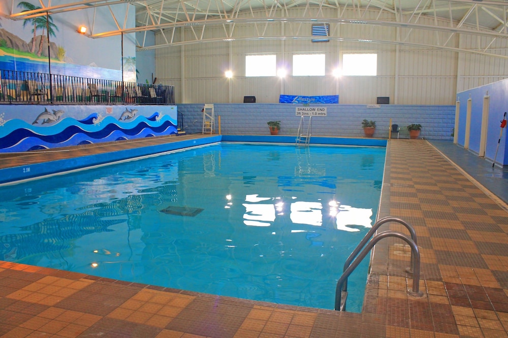 Sand Bay Holiday Village - Adults Only 4/67