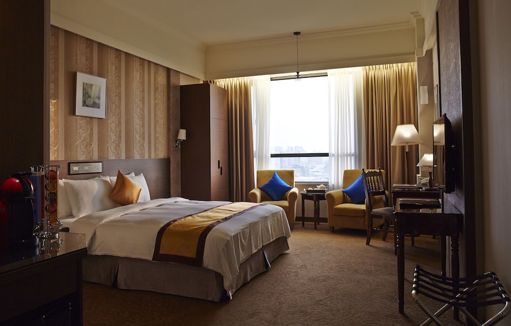 Royal Chiayi Hotel 13/66
