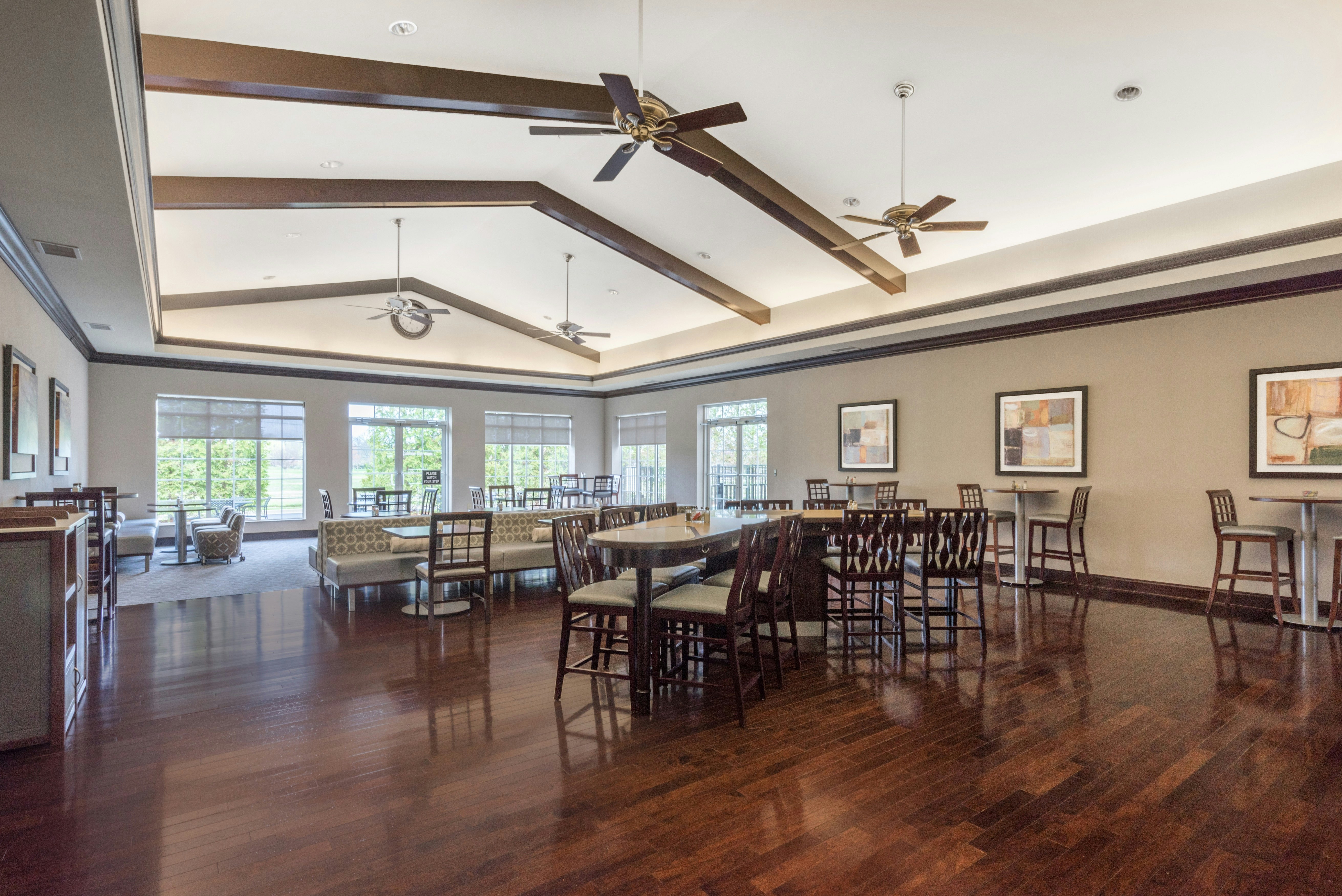 Homewood Suites by Hilton Louisville East 7/11