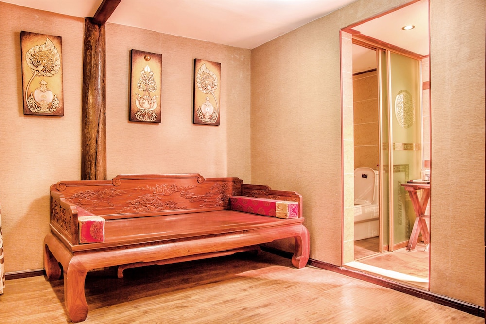 Lijiang Xueshanyu Inn 22/36