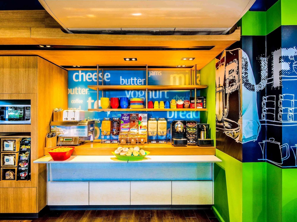 IBIS BUDGET BRISBANE AIRPORT 57/58