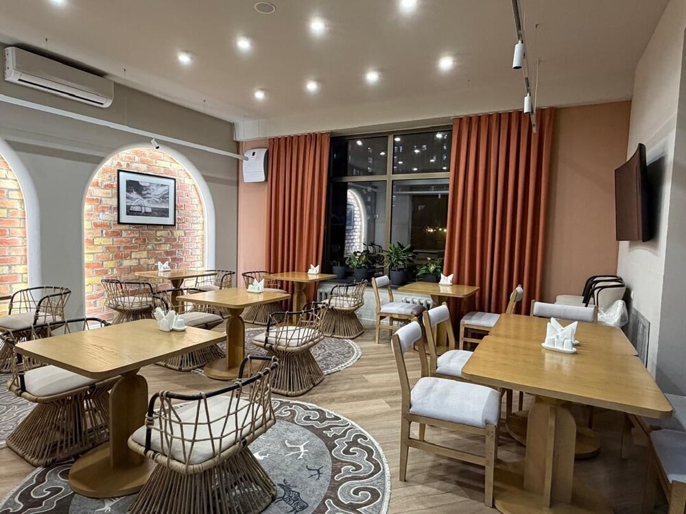 Bugu Hotel 35/46