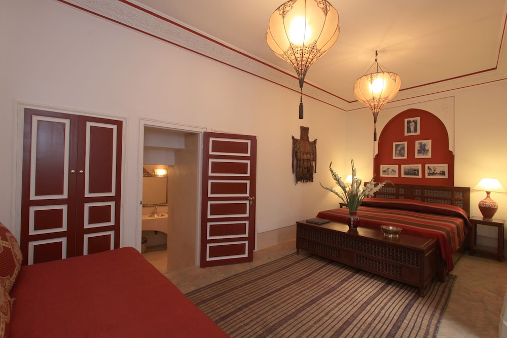 Riad Karmela 42/50