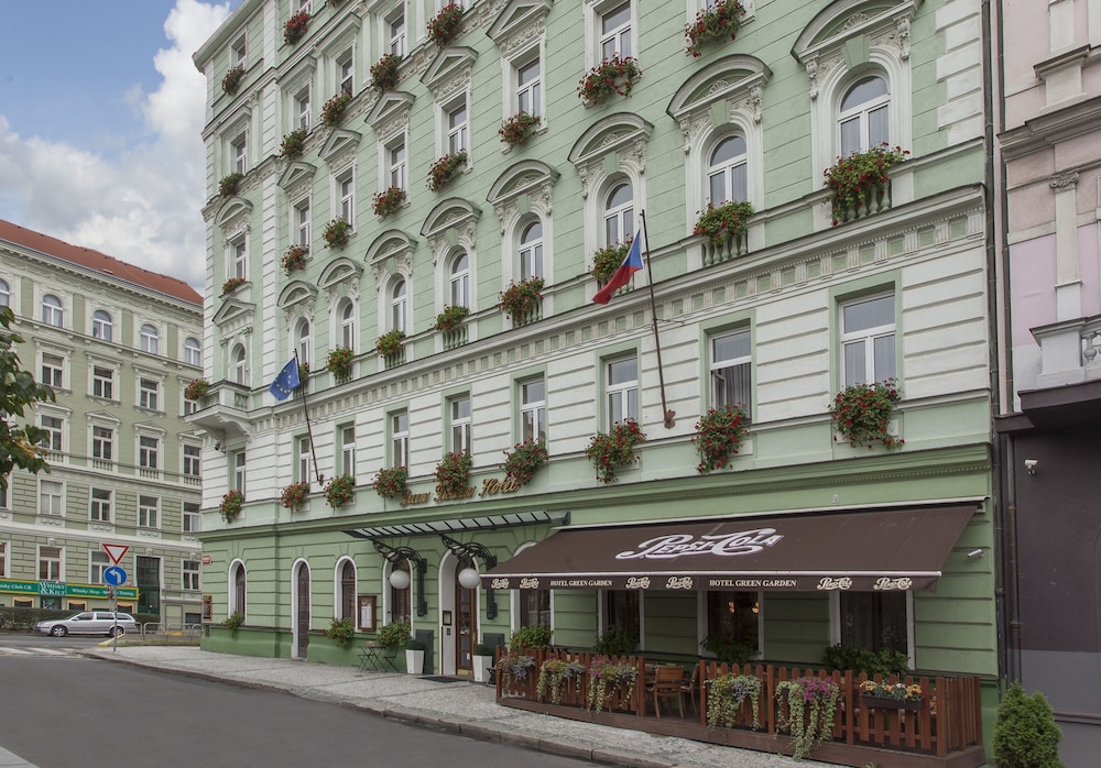 Green Garden Hotel 5/64
