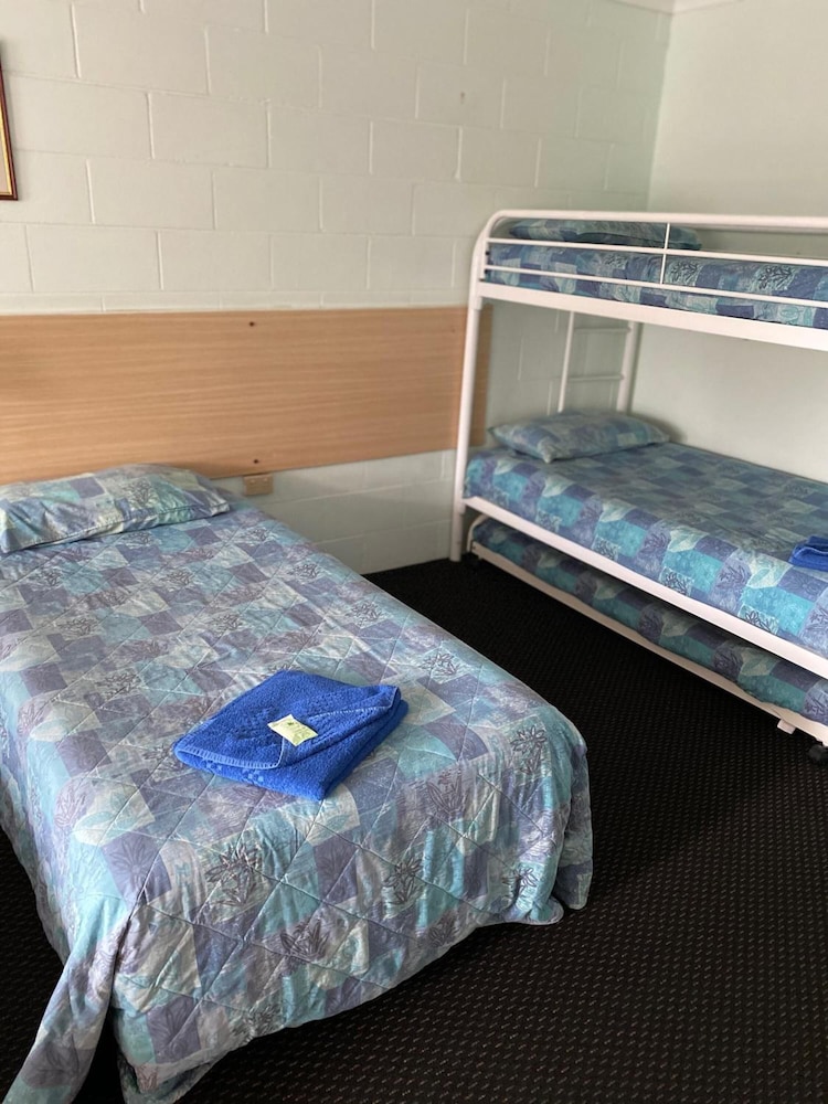 BELLVIEW MOTEL 24/55