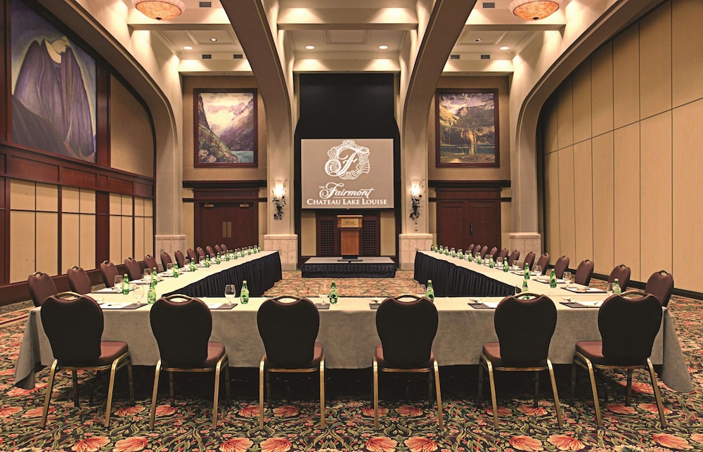 Fairmont Chateau Lake Louise 65/73