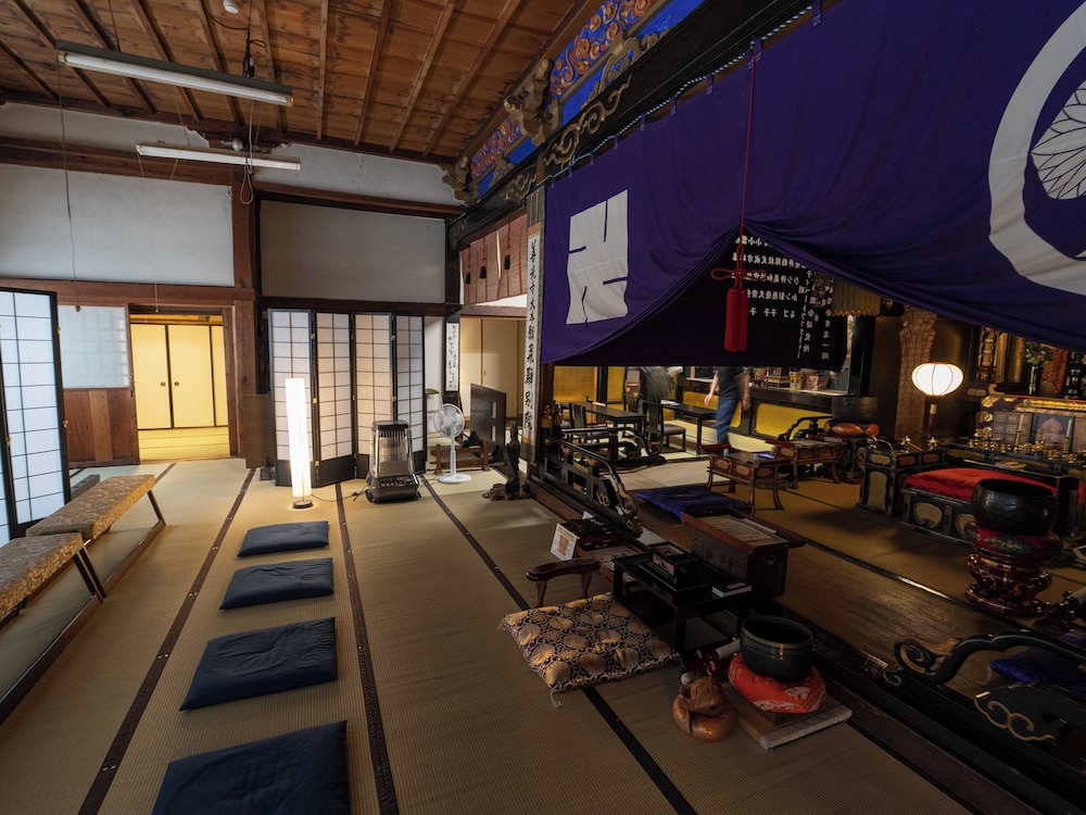 Temple Hotel Takayama Zenkoji 63/67