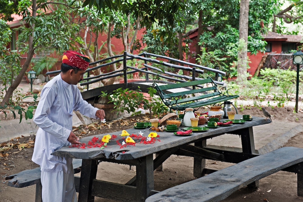 WelcomHeritage Maharani Bagh Orchard Retreat 32/47