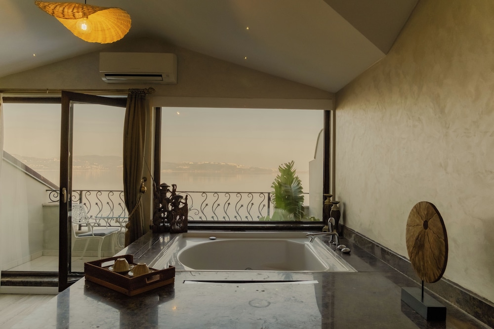 Lale Boutique Hotel 32/55