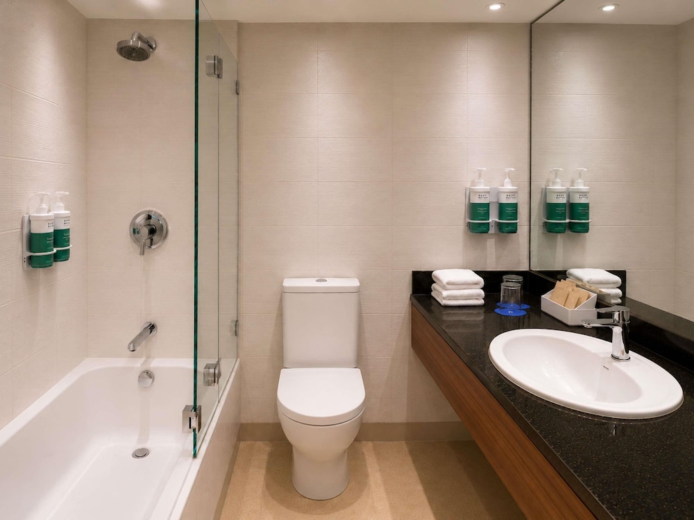 Novotel Sydney International Airport 71/72