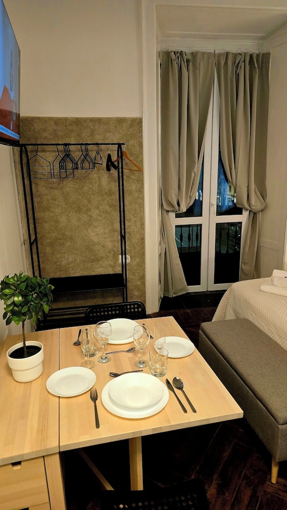 Casa Storica 5 Giornate، ميلان 50/50