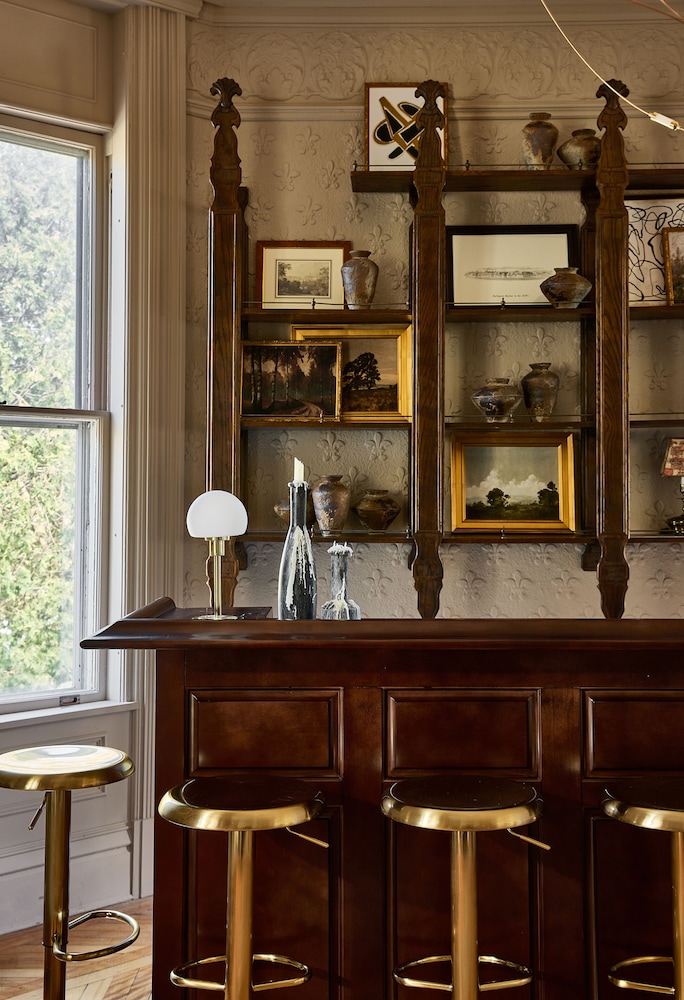 Blind Tiger Burlington 40/50
