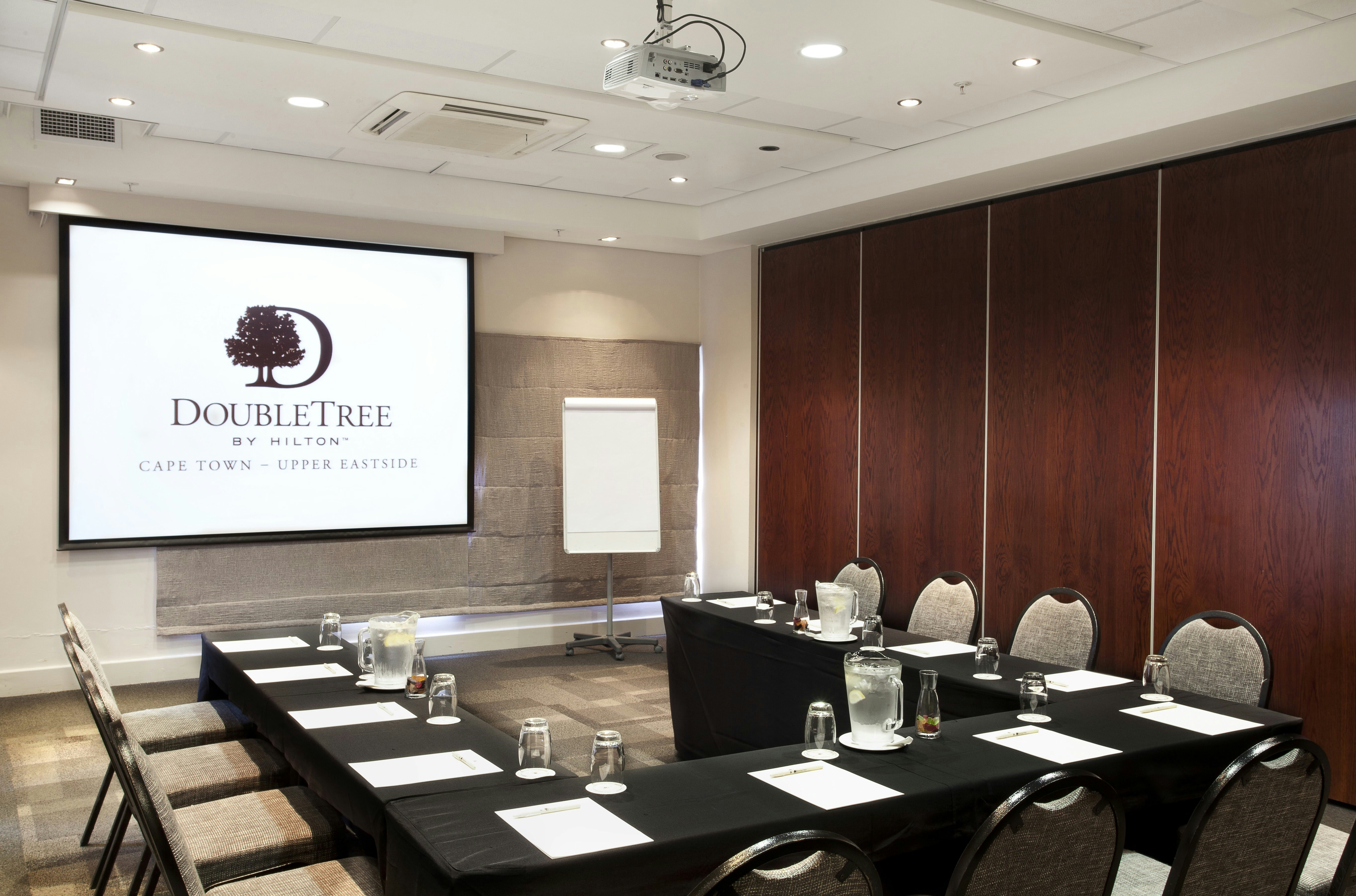 Doubletree By Hilton Cape Town - Upper Eastside 40/50