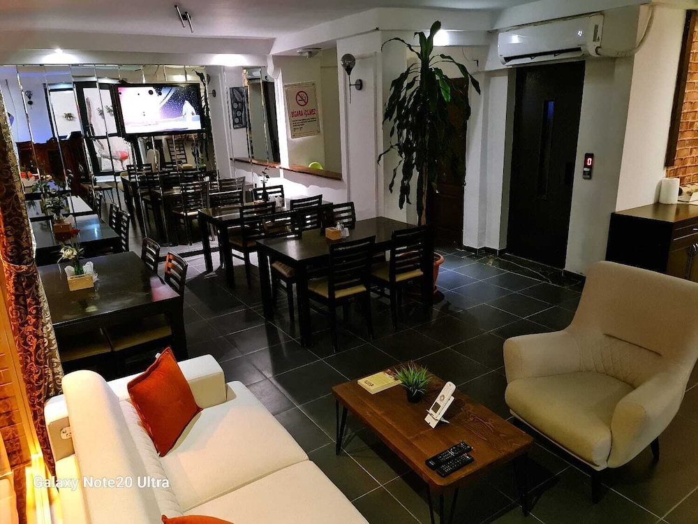 Paperon Hotel 17/30